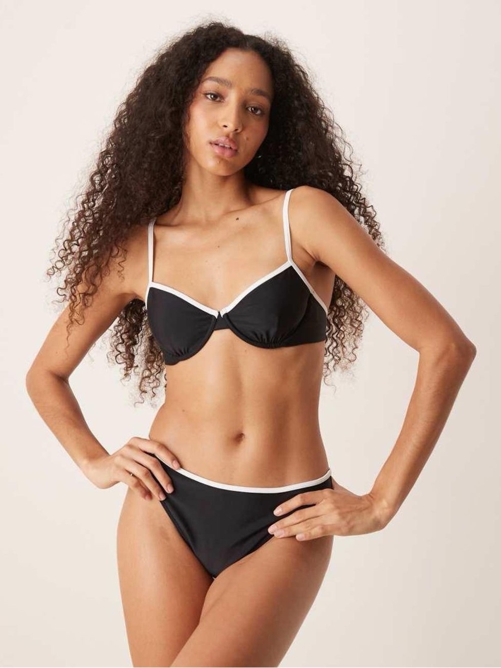 Abercrombie & Fitch Bikini XS 2 Piece Black Ivory Trim Underwire Y2K Swim